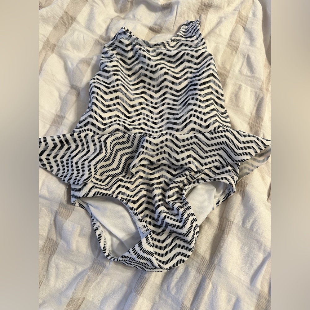 Old Navy Black and White Chevron Swimsuit